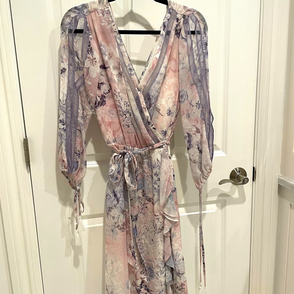 We are kindred floral dress (size 4)